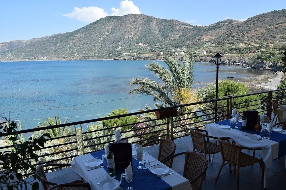 Kanalli Apartments Pomos Luaran gambar