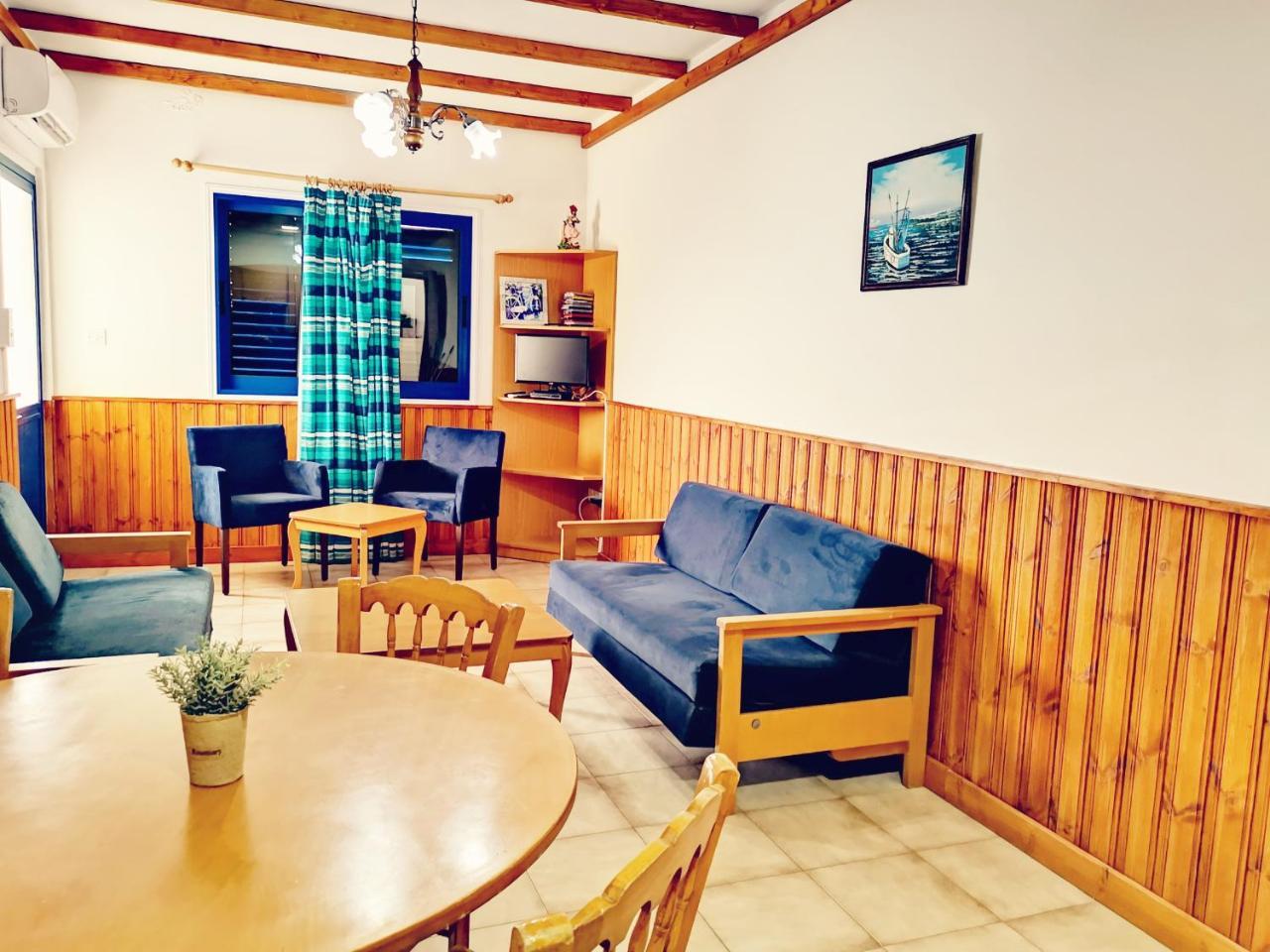 Kanalli Apartments Pomos Luaran gambar